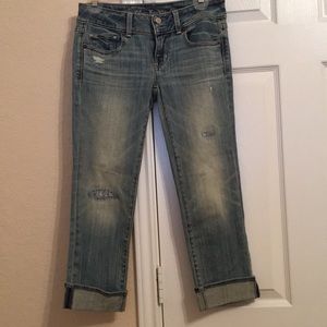 American Eagle Artist Crop jeans size 2 regular